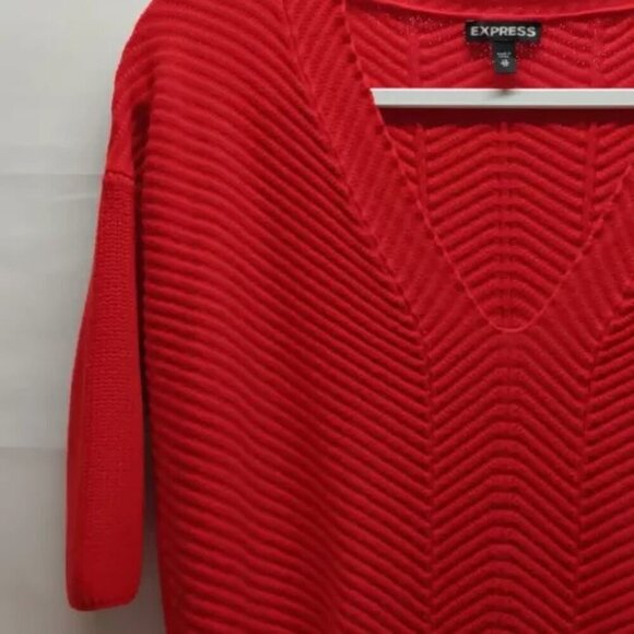 Express Chevron Pattern Knit V-Neck Sweater Women’s XS Red Droptail High-Low Hem - Picture 4 of 14